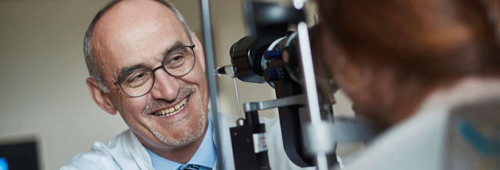 Prof. Kohlhaas ist Spezialist für Augen Lasern in Dortmund